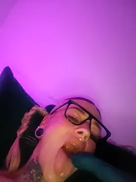 Peach420live's cam snapshot