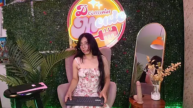 Sophia_Lagos's cam snapshot