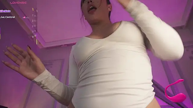 maggietime live sex cam