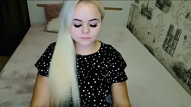 lovely-eyes's cam snapshot