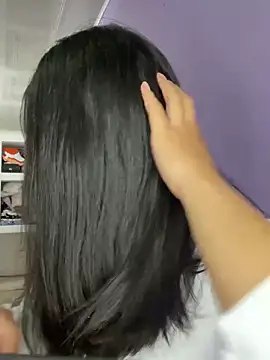 Marianahb-e's cam snapshot