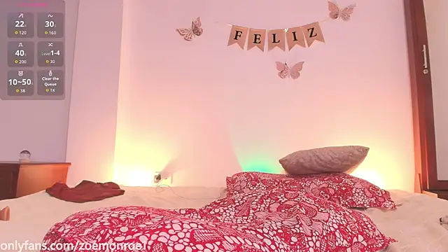 zoe_monroe1's cam snapshot