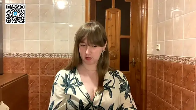 MaroonMoon_'s cam snapshot