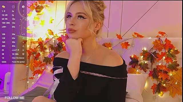 EllyLinn's cam snapshot