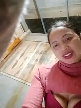 TRIEUTRIEU20's cam snapshot