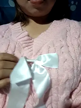 julybe's cam snapshot