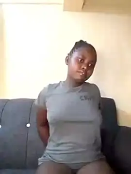 Sweetcecie01's cam snapshot