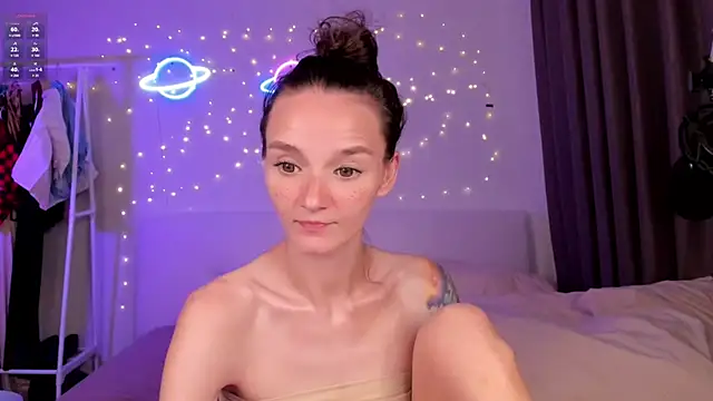 HottieEVER's cam snapshot