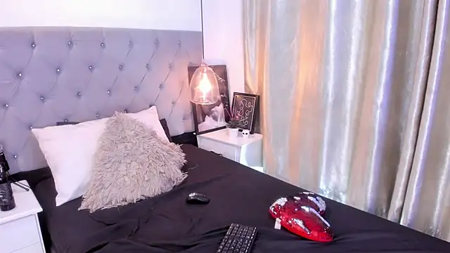 Celina_Kyle1's cam snapshot