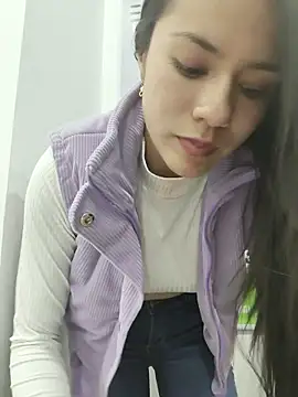 CHARLOTTE__05's cam snapshot