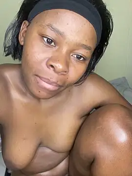 MiyaXo2's cam snapshot