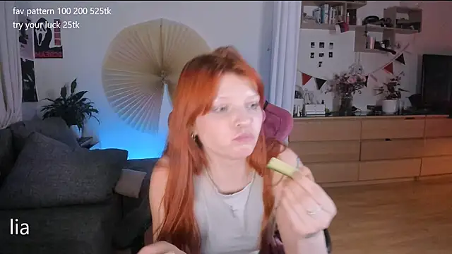 lil_lia's cam snapshot