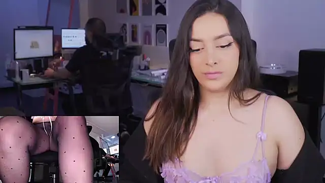 _KimberlyClars_'s cam snapshot