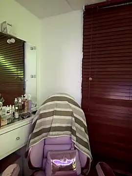 LadyCandy25's cam snapshot