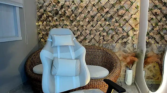 GoldenMusee_'s cam snapshot