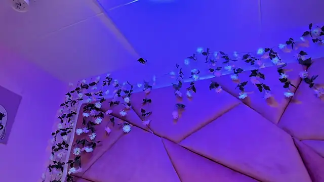 Victoria_Rossy's cam snapshot