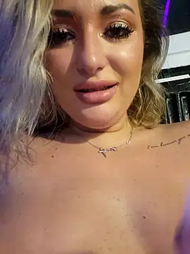 Blondie_Sasha live sex cam