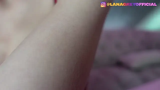 Lana-Grey live sex cam