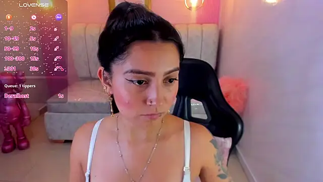 madhison_klain_s's cam snapshot