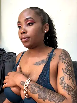 Nicole_Liam_ live sex cam