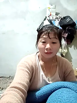 vangkt-cute live sex cam