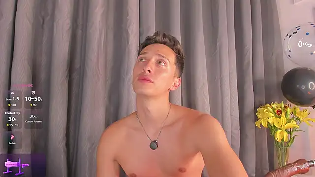 Thiago_jones live sex cam