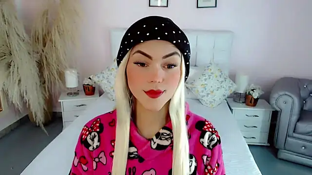 nathalialoes1 live sex cam