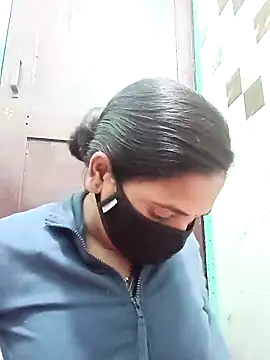 Payal-001's cam snapshot