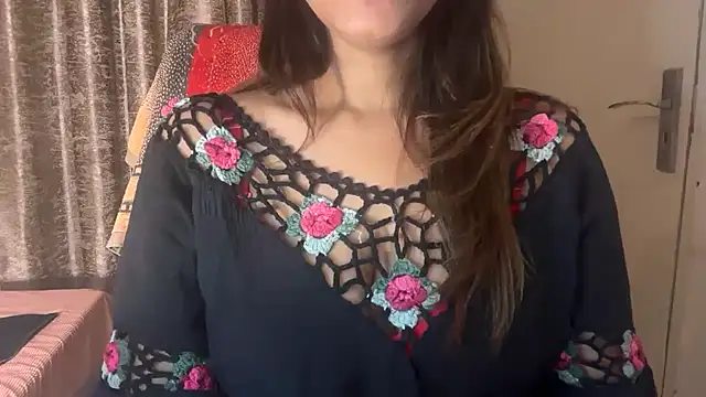 Cupid_of_Hearts's cam snapshot