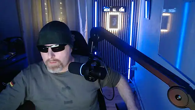 DerPornoPete live sex cam