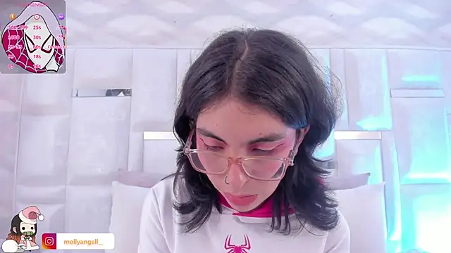 Im_Molly_Angel live sex cam