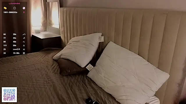 AngelenaCrittendon live sex cam