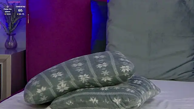 CelineHuddson's cam snapshot