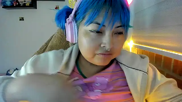 Shaddycute_'s cam snapshot