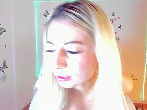 melody_starr's cam snapshot