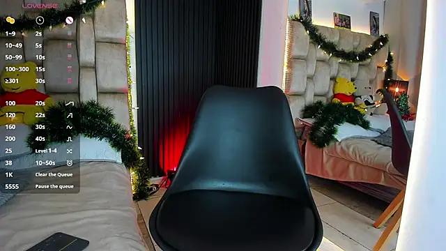 little_sophie18's cam snapshot