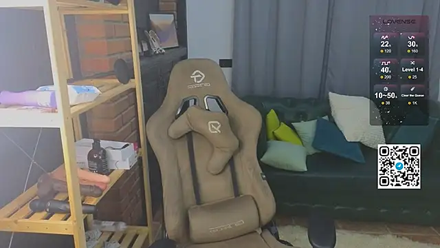 Emmi_Swon's cam snapshot