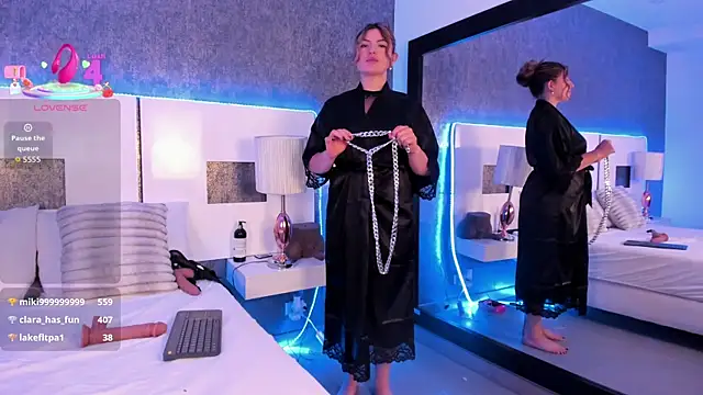 NatyLeone live sex cam