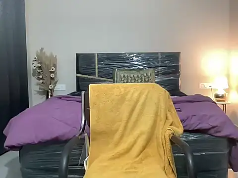 piyassi__divya's cam snapshot