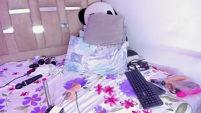 AndreaSweet2's cam snapshot