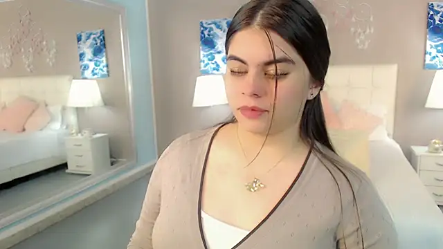 _Maddison_Ivanova_ live sex cam