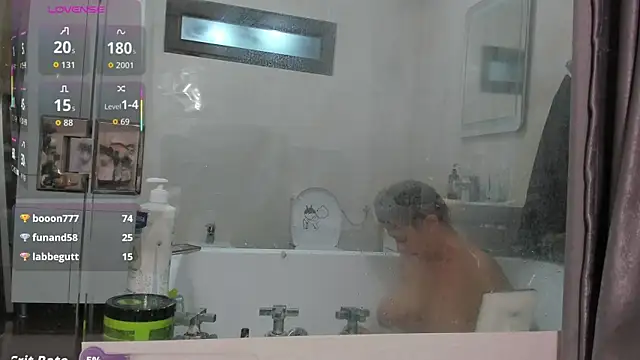 KattyeFox's cam snapshot