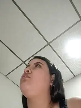 mialorents's cam snapshot