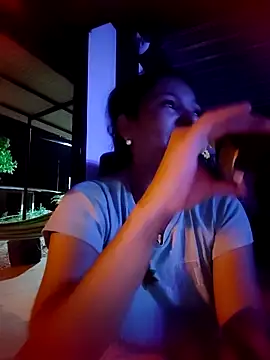 Lily-o's cam snapshot