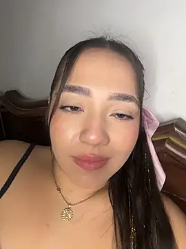 Hannahpradaa_'s cam snapshot