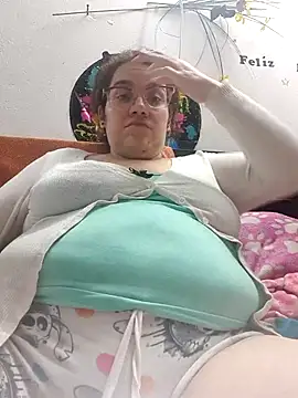 karlythoth@xh's cam snapshot