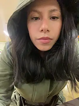 Katherinm live sex cam