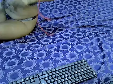 pradapussycat's cam snapshot