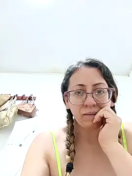 miss_hanna07's cam snapshot