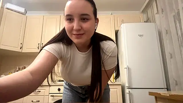 DaisyMolly's cam snapshot